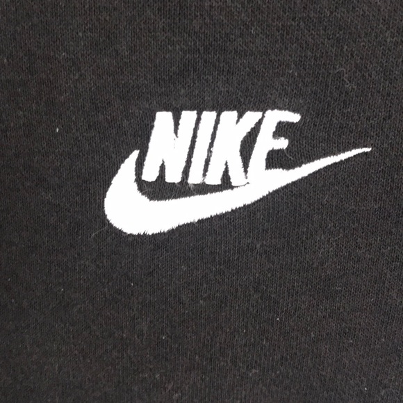 Nike men’s sportswear club hoodie - Picture 2 of 4